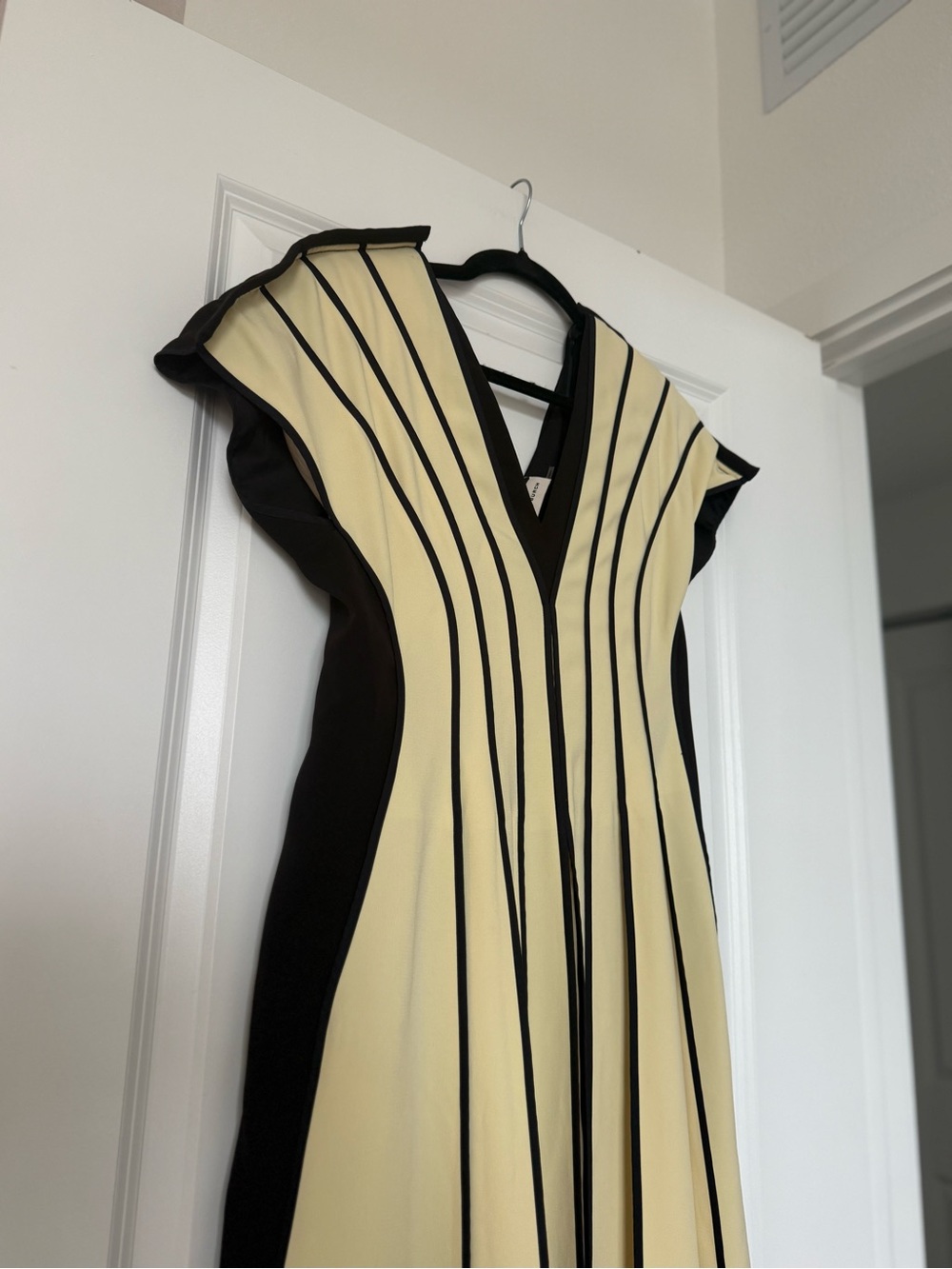 Tory Burch Crepe Long Dress In Vanilla Custard $2,498 4 - Picture 8 of 13
